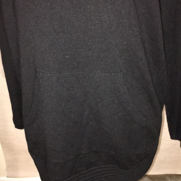 Turtleneck, curved hem soft black longsleeve tunic - Picture 2 of 6